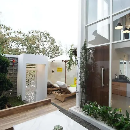 Villa White House Batu-3